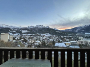 Charmant T2 à Barcelonnette avec balcon et parking - FR-1-804-43